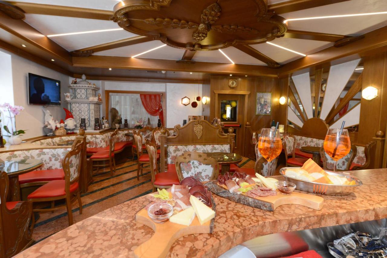 Hotel Sole Пассо-дель-Тонале Екстер'єр фото